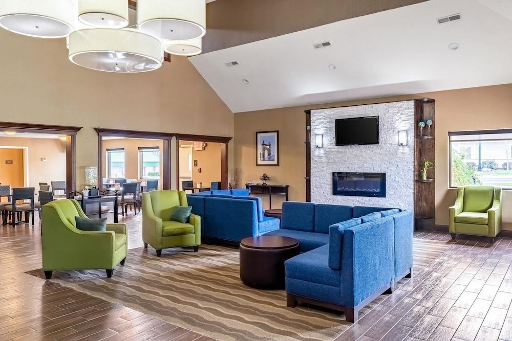 Comfort Inn & Suites Cincinnati Eastgate Kültér fotó