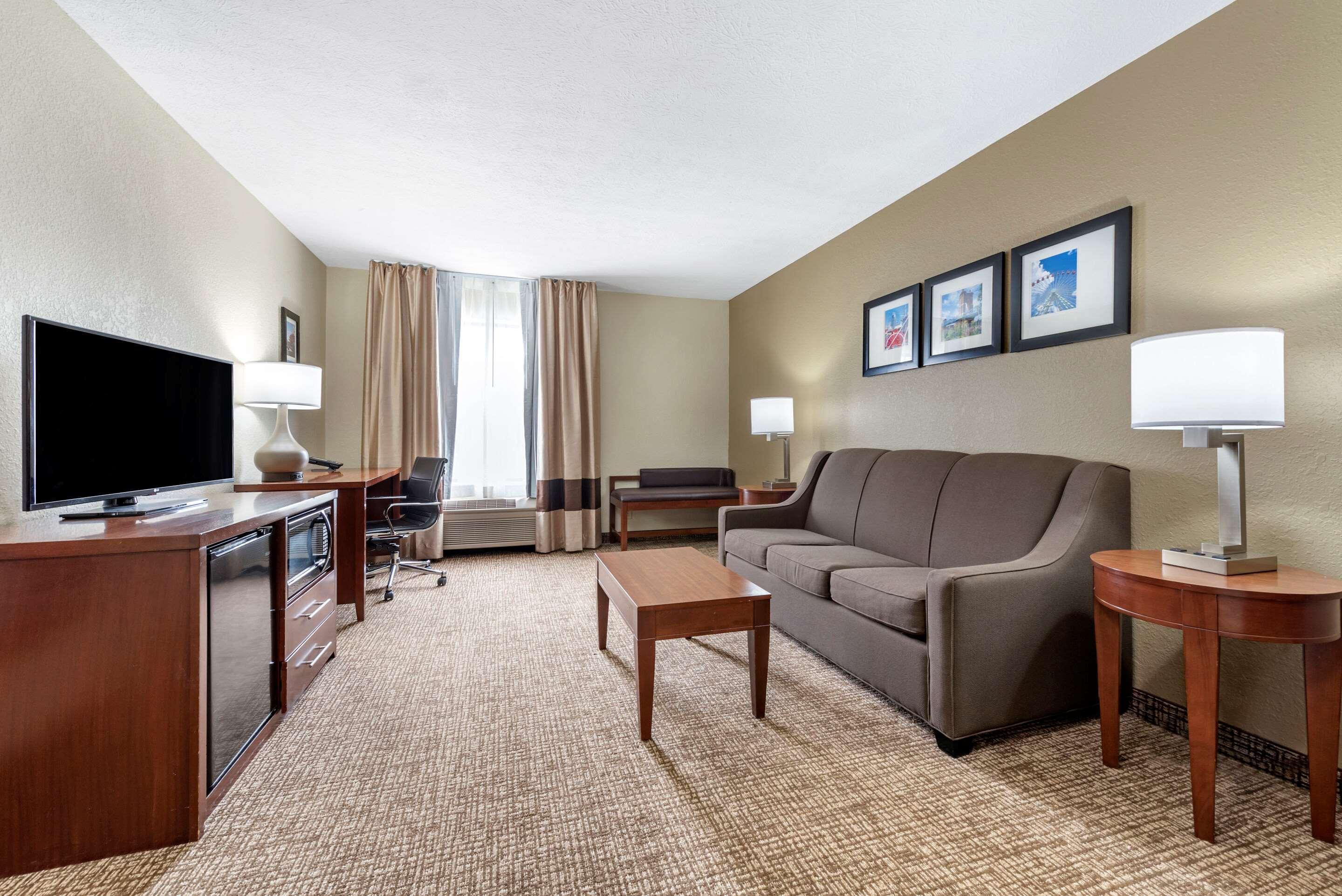 Comfort Inn & Suites Cincinnati Eastgate Kültér fotó
