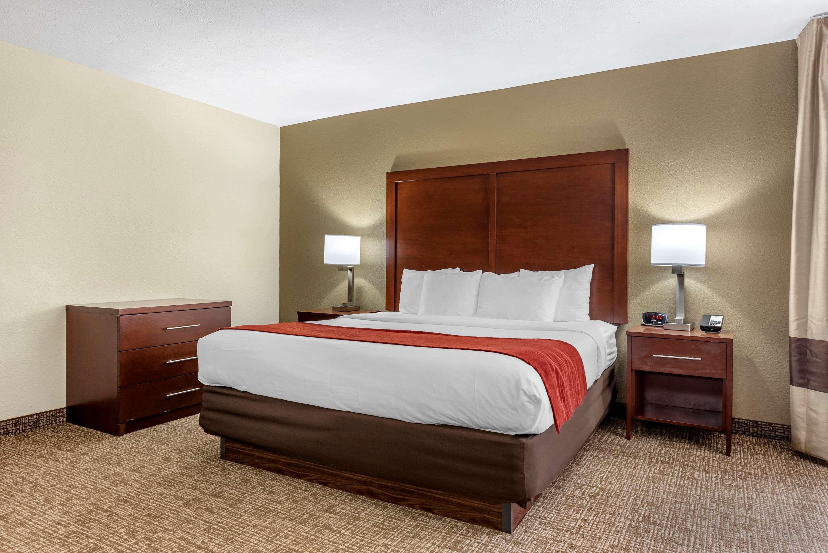 Comfort Inn & Suites Cincinnati Eastgate Kültér fotó
