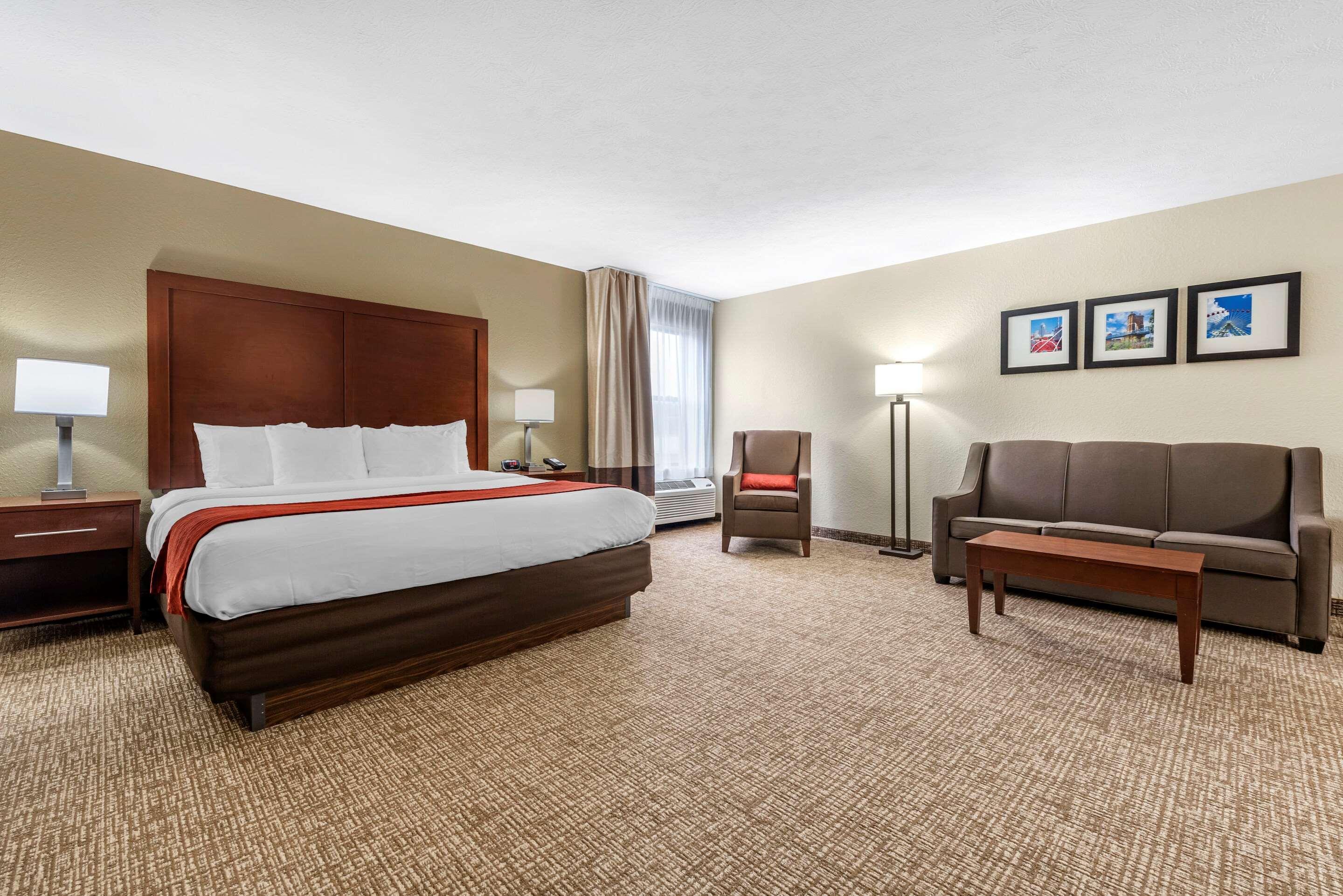 Comfort Inn & Suites Cincinnati Eastgate Kültér fotó
