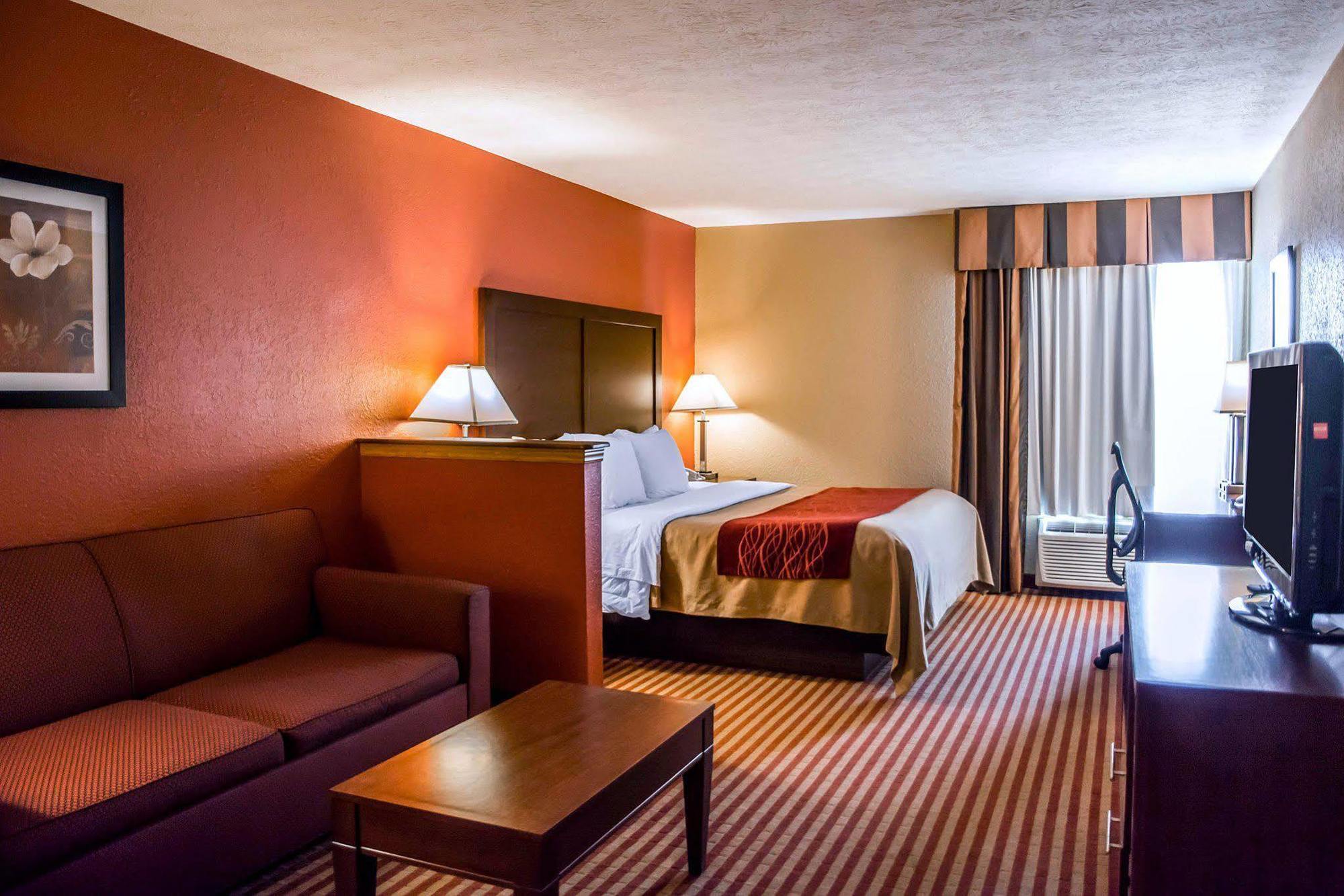 Comfort Inn & Suites Cincinnati Eastgate Kültér fotó
