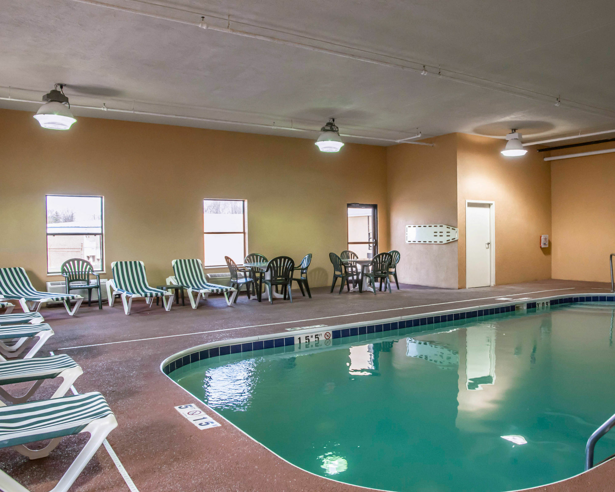 Comfort Inn & Suites Cincinnati Eastgate Kültér fotó